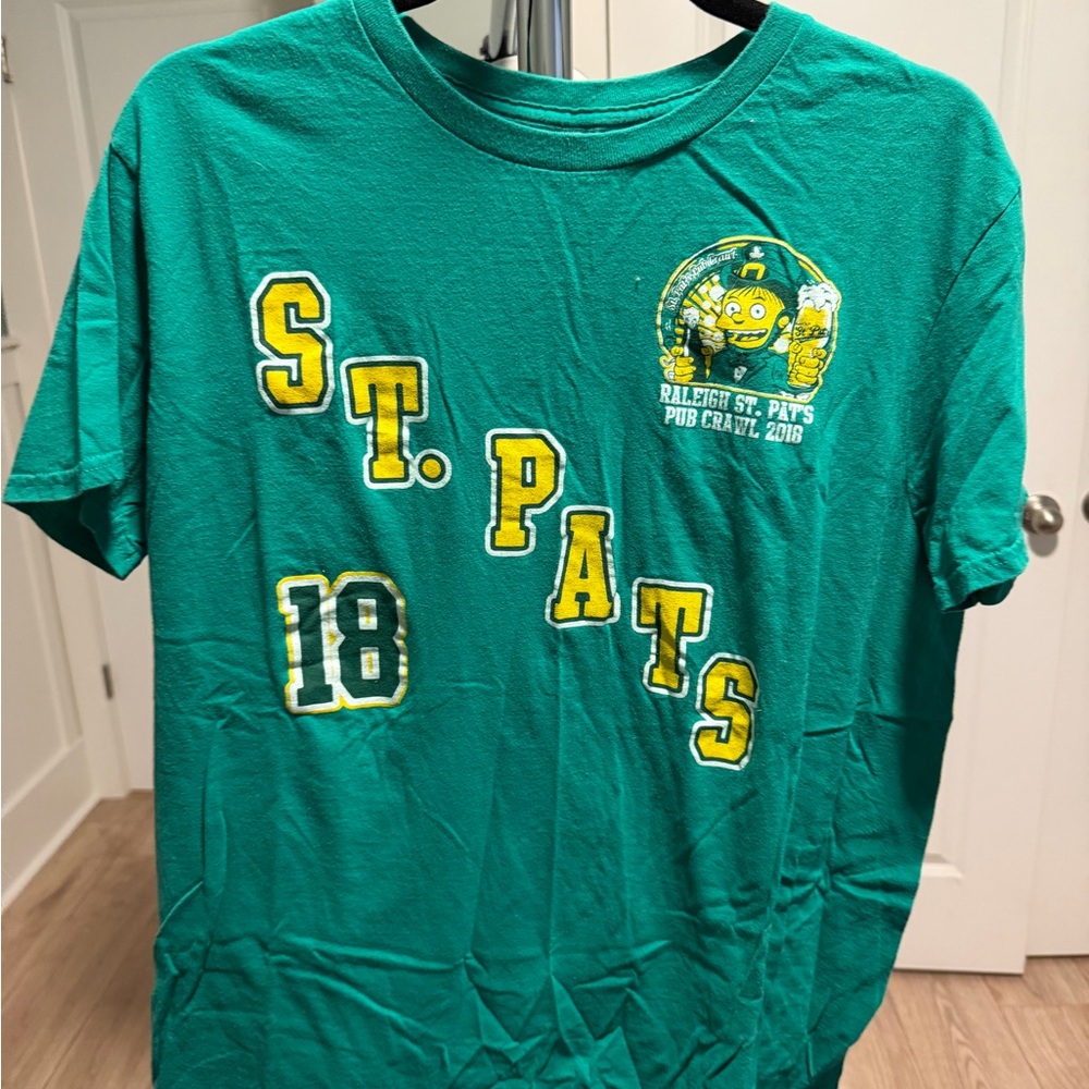 Vintage 2018 Green St. Pat's Graphic T-Shirt